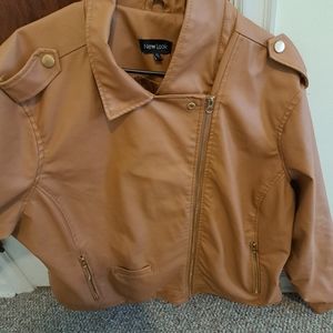 Selling like new tan jacket